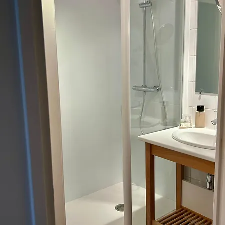 Отель La Renaudiere Isbergues